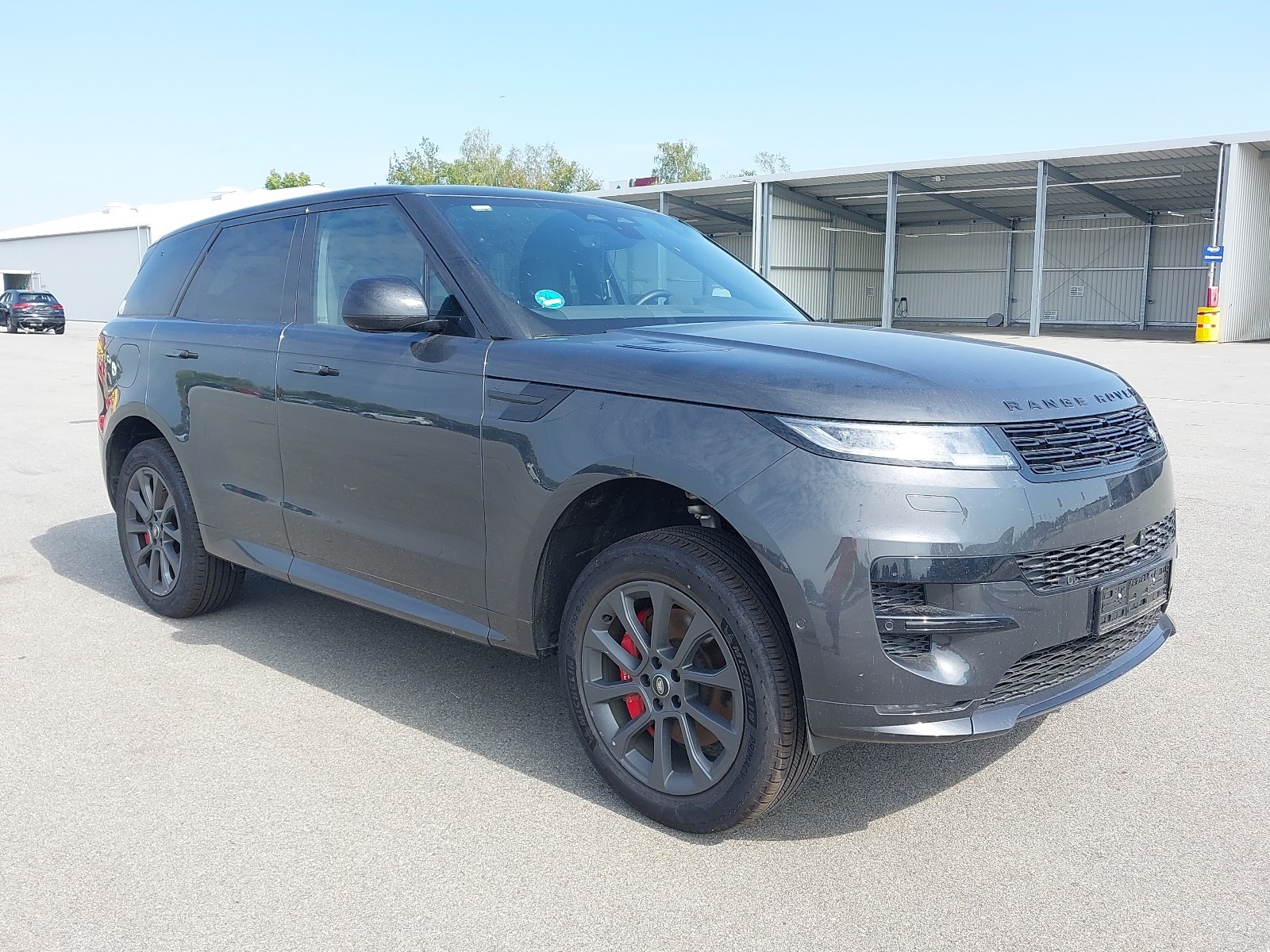 2024 Land Rover Range Rover Sport - Image 2