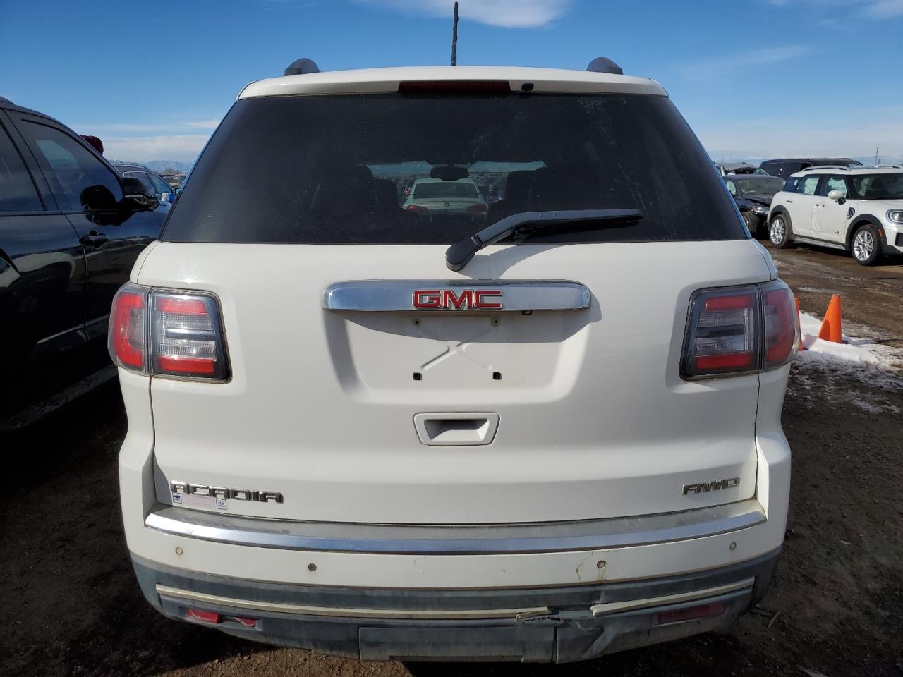 2013 GMC ACADIA WHITE - Image 6