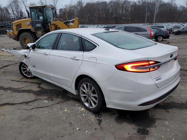 2017 Ford FUSION - Image 2