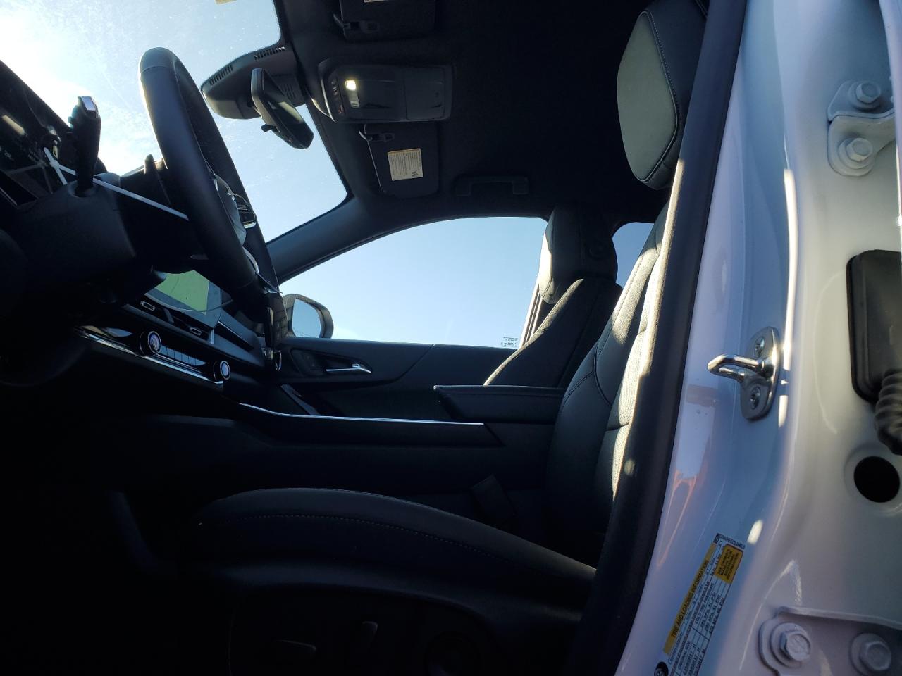 2025 CHEVROLET EQUINOX WHITE - Image 7