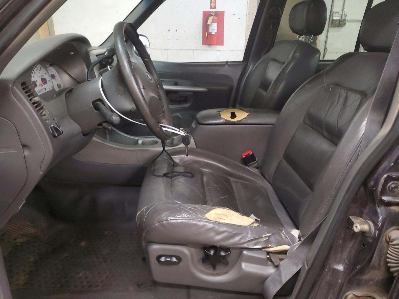 2001 FORD EXPLORER - Image 7