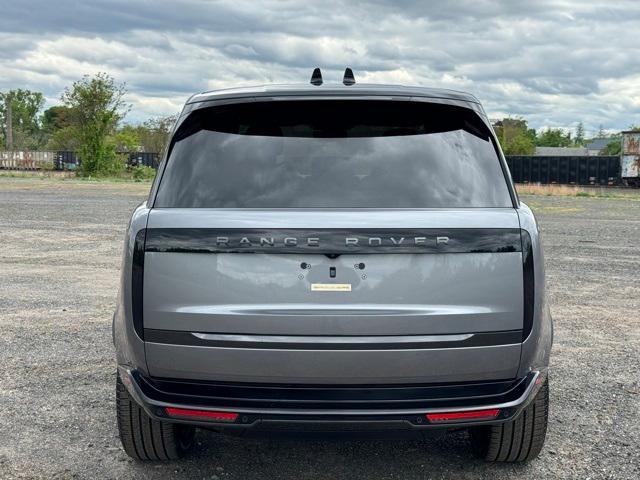 2024 Land Rover Range Rover - Image 7