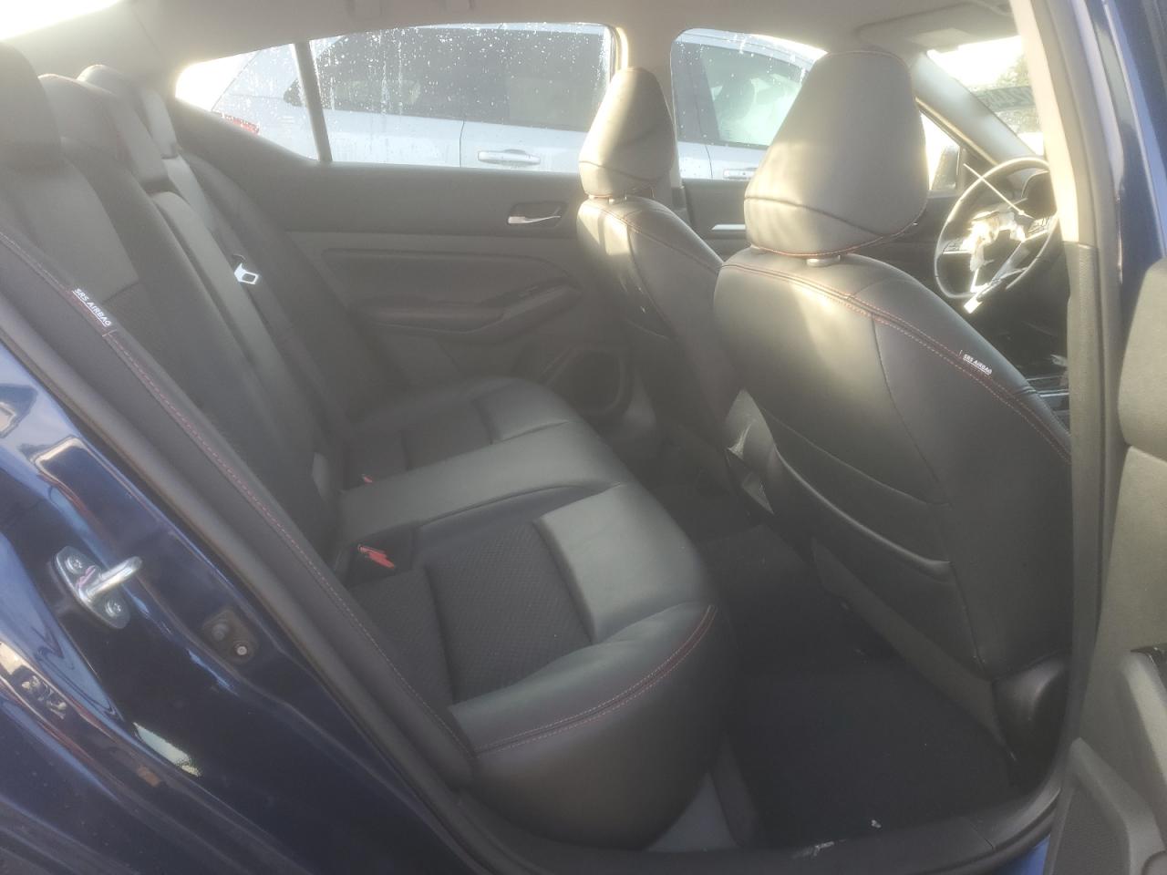 2024 Nissan Altima - Image 10
