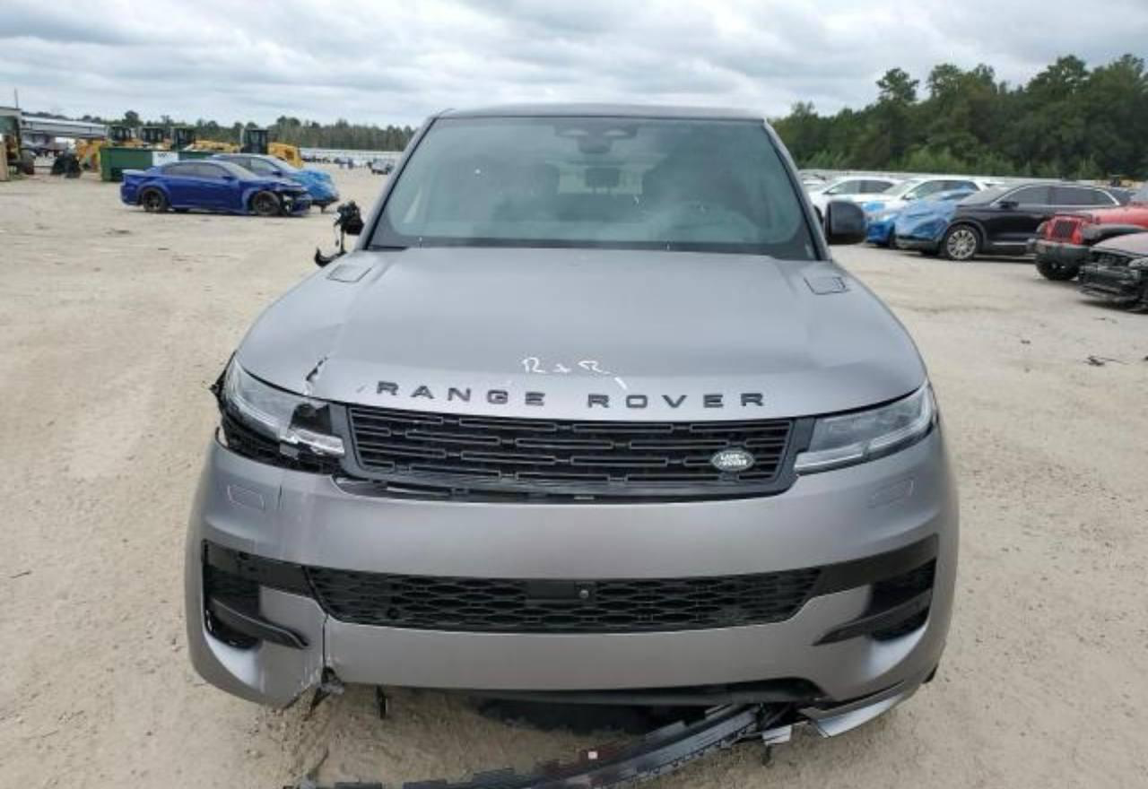2024 Land Rover Range Rover Sport - Image 6