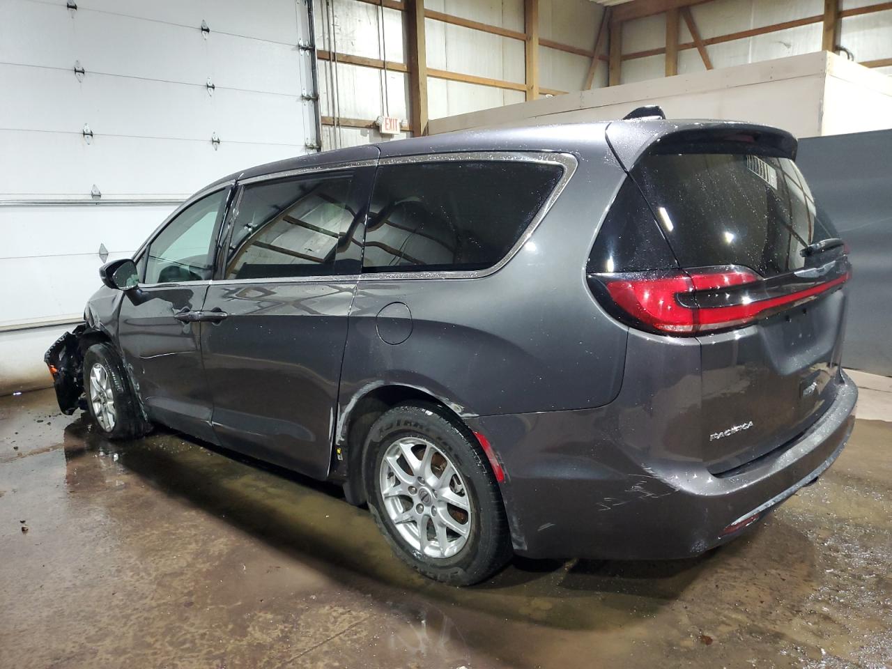 2023 CHRYSLER PACIFICA - Image 2