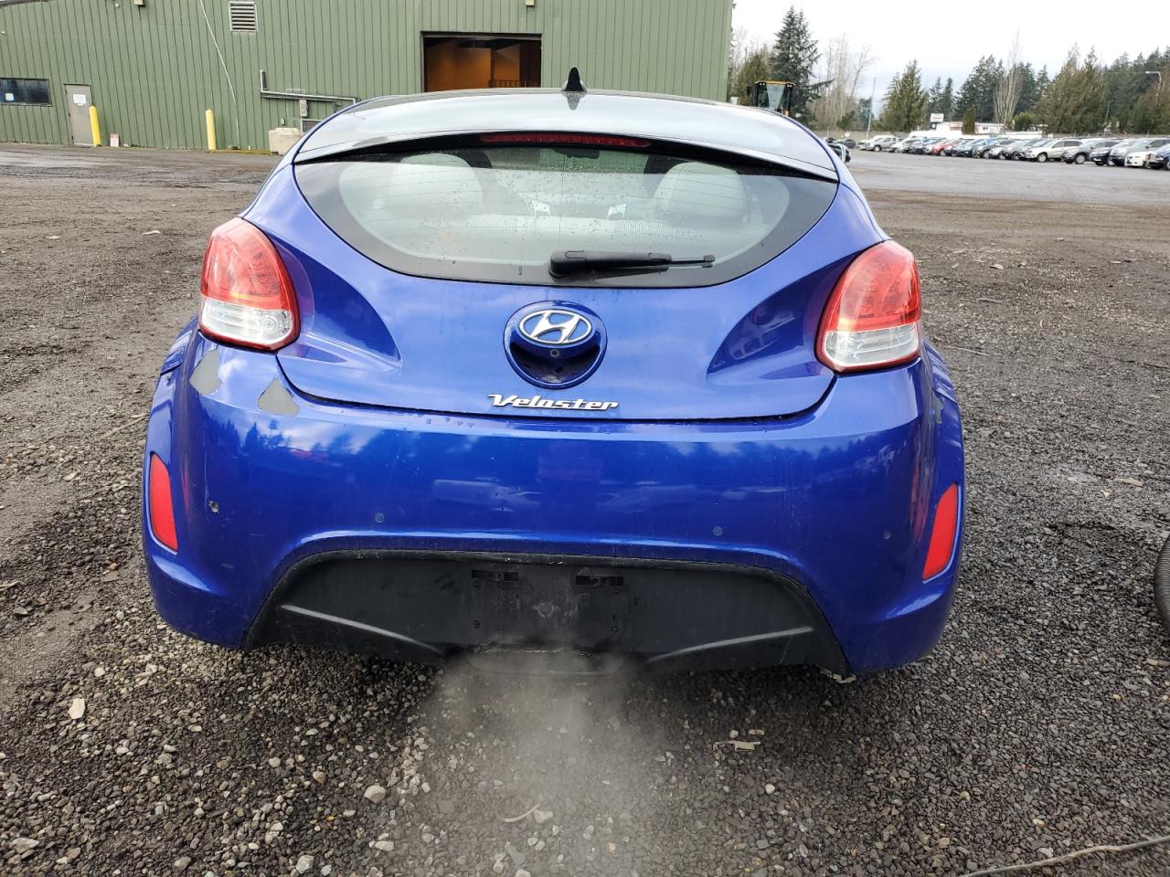 2012 HYUNDAI VELOSTER BLUE - Image 6