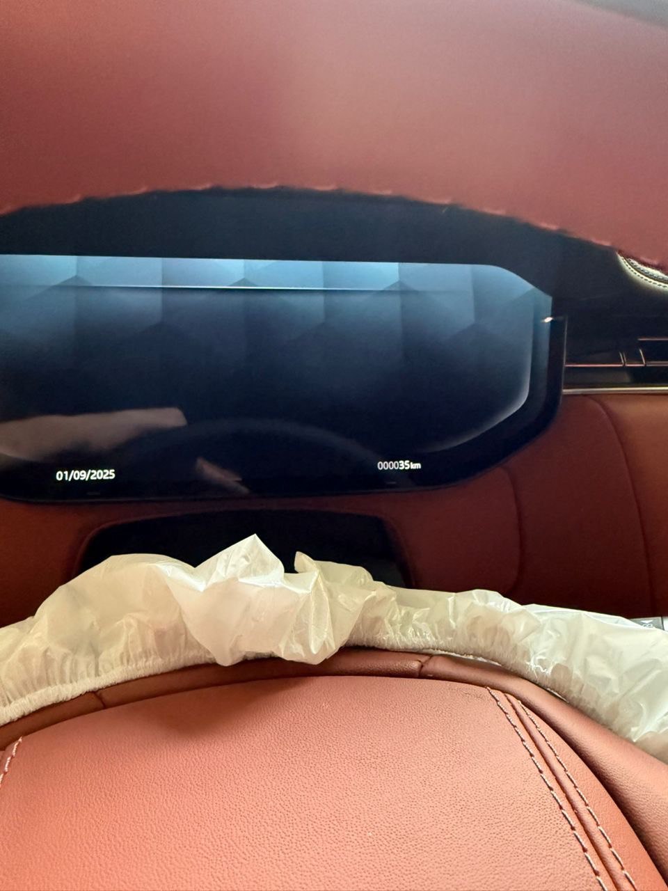 2025 Land Rover Range Rover Vogue - Image 8