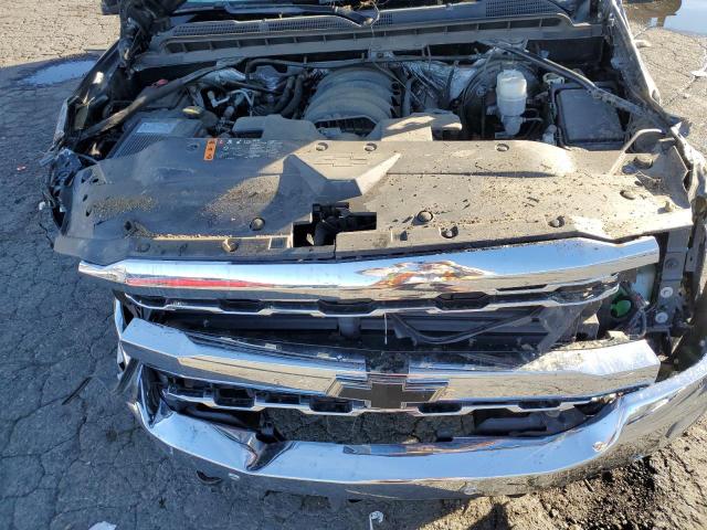 2018 Chevrolet Silverado - Image 11