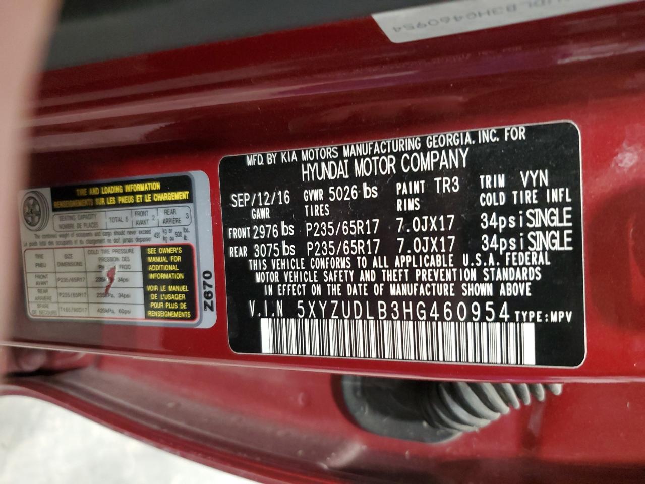 2017 Hyundai Santa Fe - Image 13