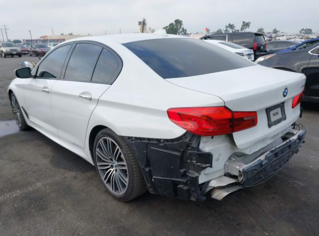 2017 BMW 540i - Image 3