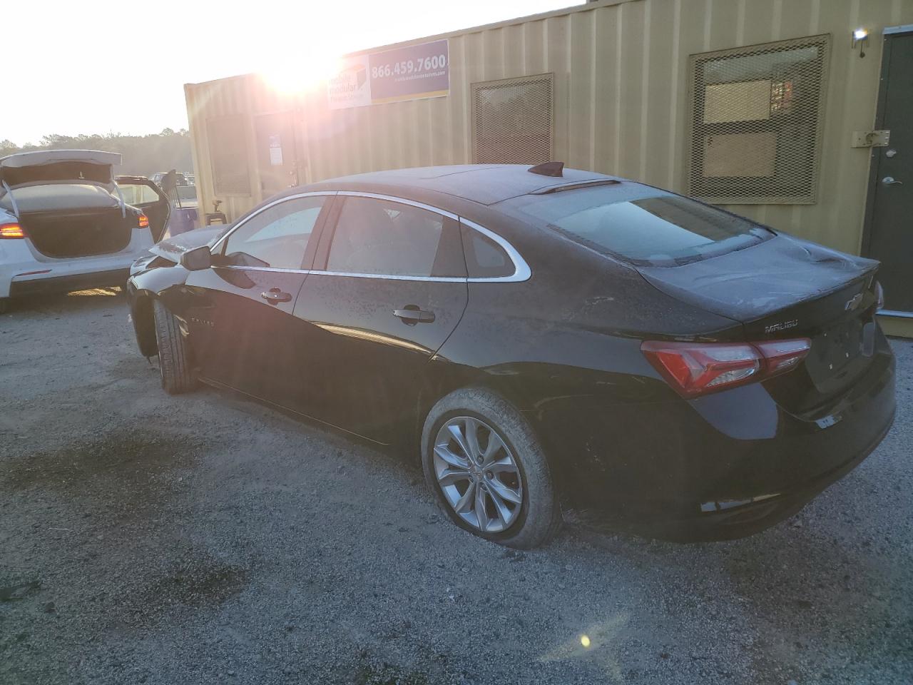 2022 CHEVROLET MALIBU - Image 2