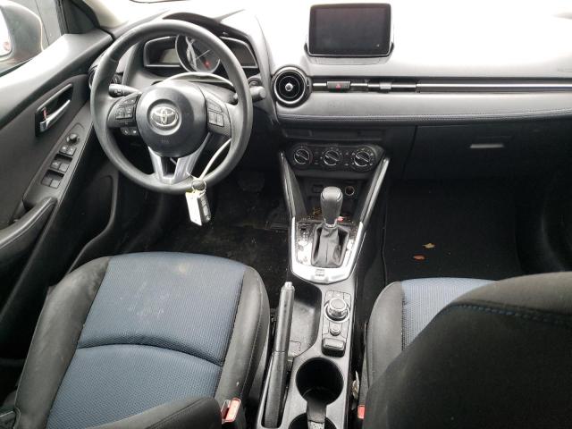 2017 Toyota YARIS - Image 8