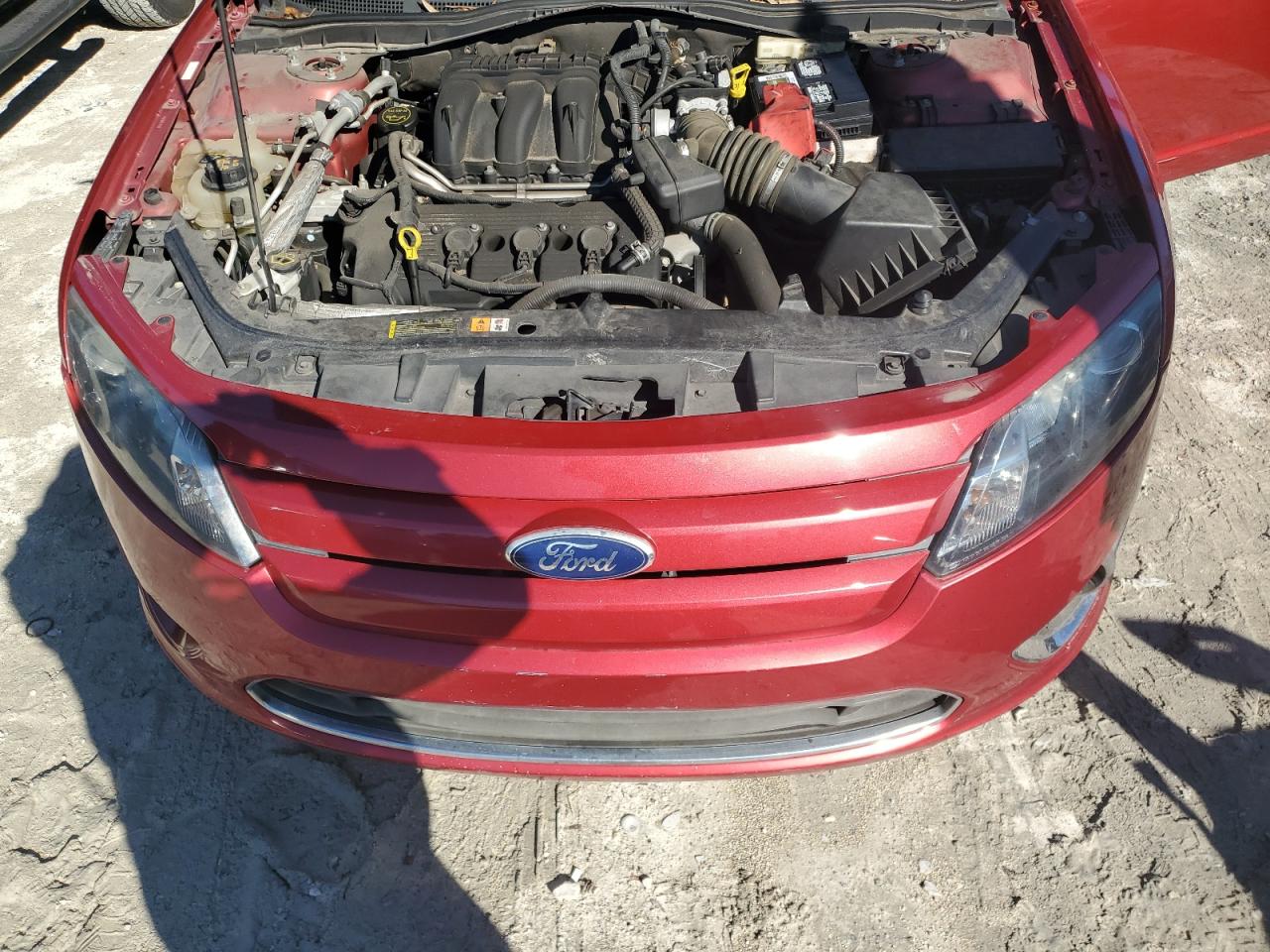2011 FORD FUSION - Image 11