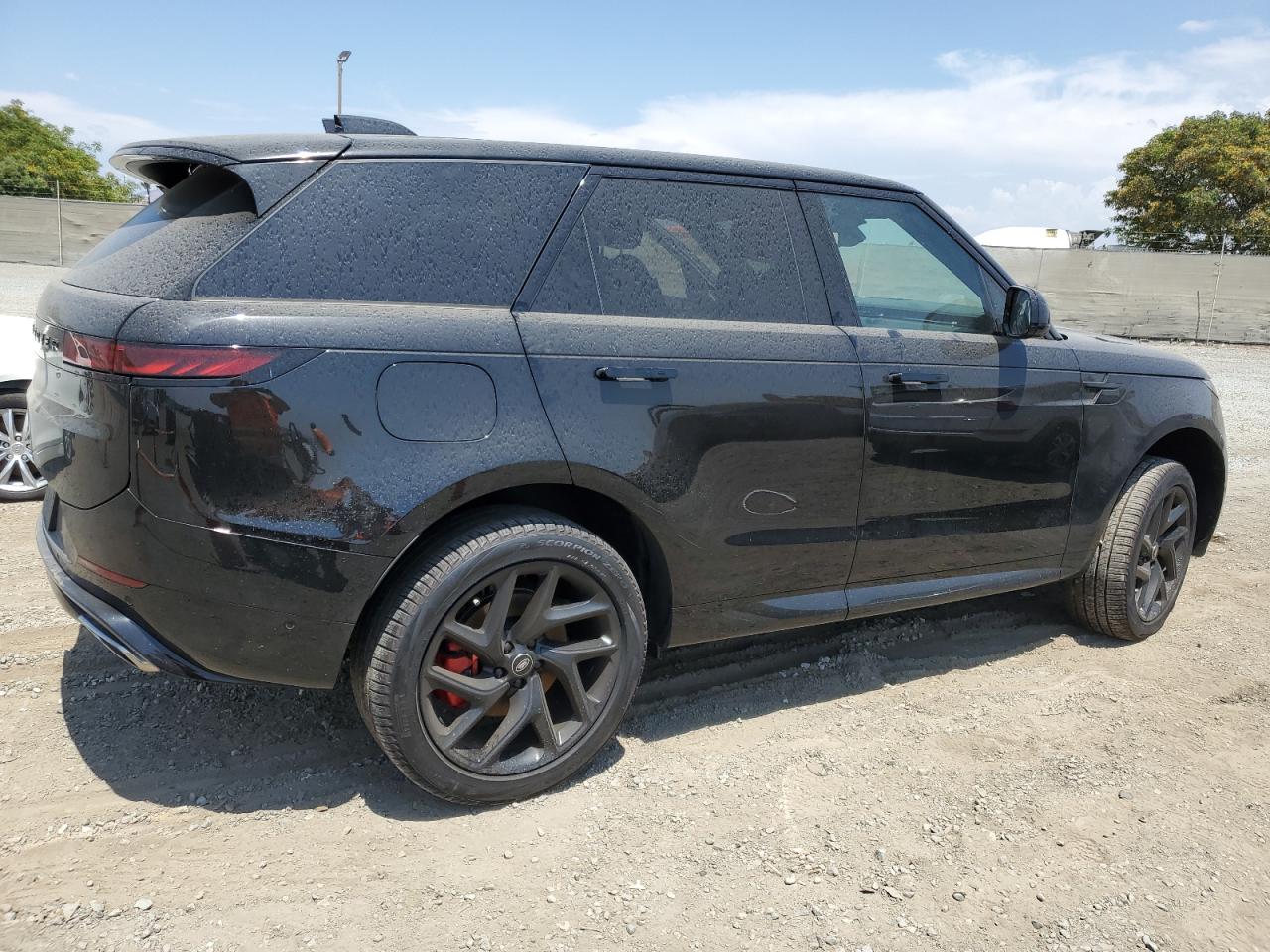 2024 Land Rover Range Rover Sport - Image 6