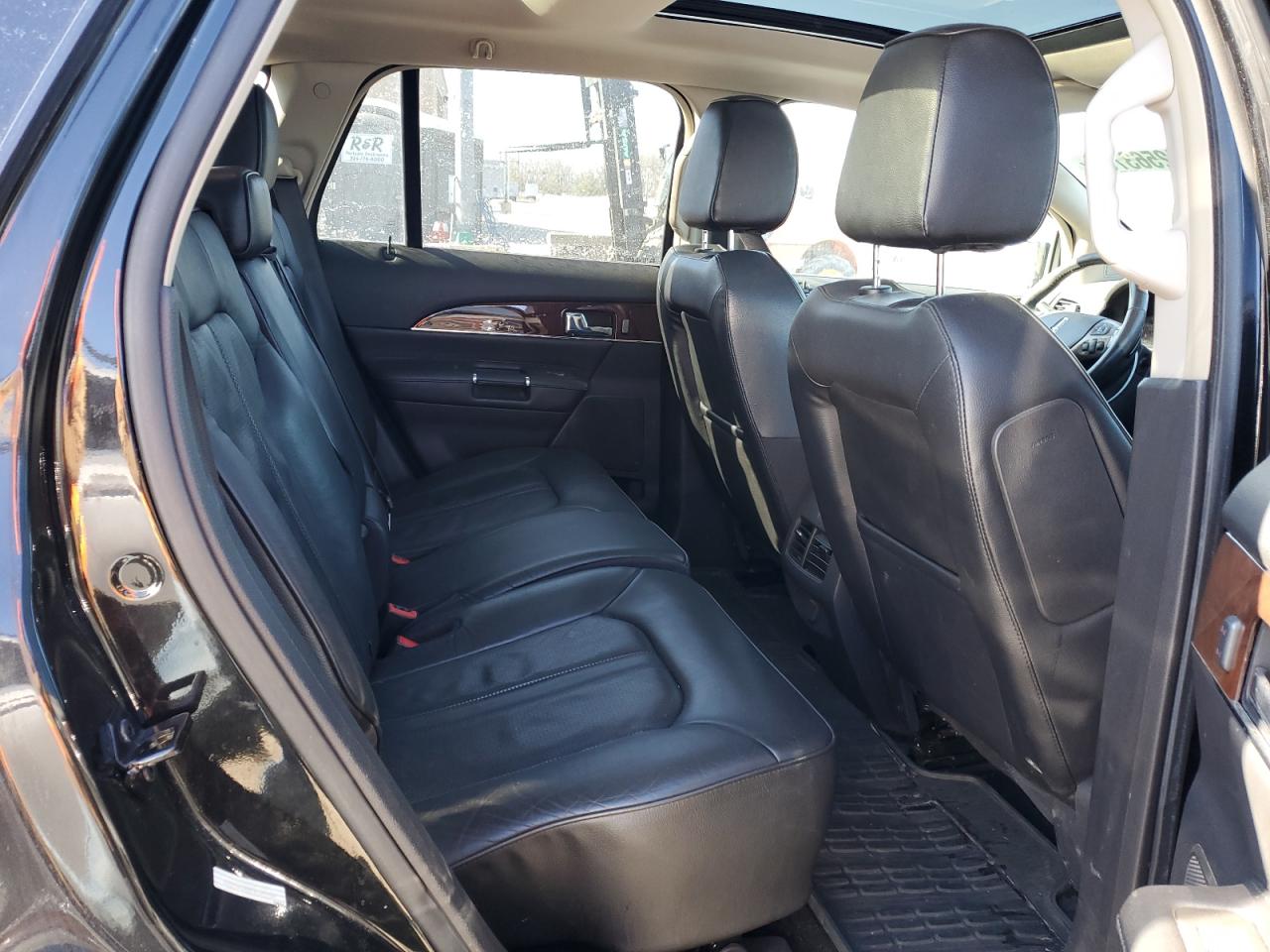 2015 Lincoln MKX - Image 11