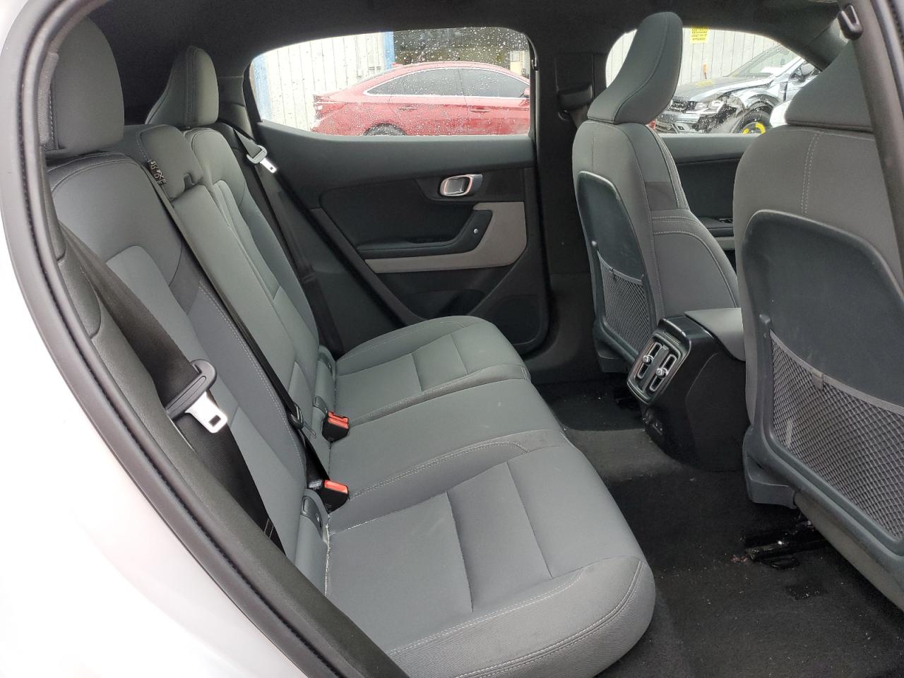 2023 Polestar 2 - Image 10