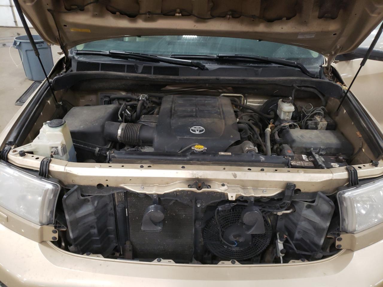 2012 TOYOTA SEQUOIA - Image 12