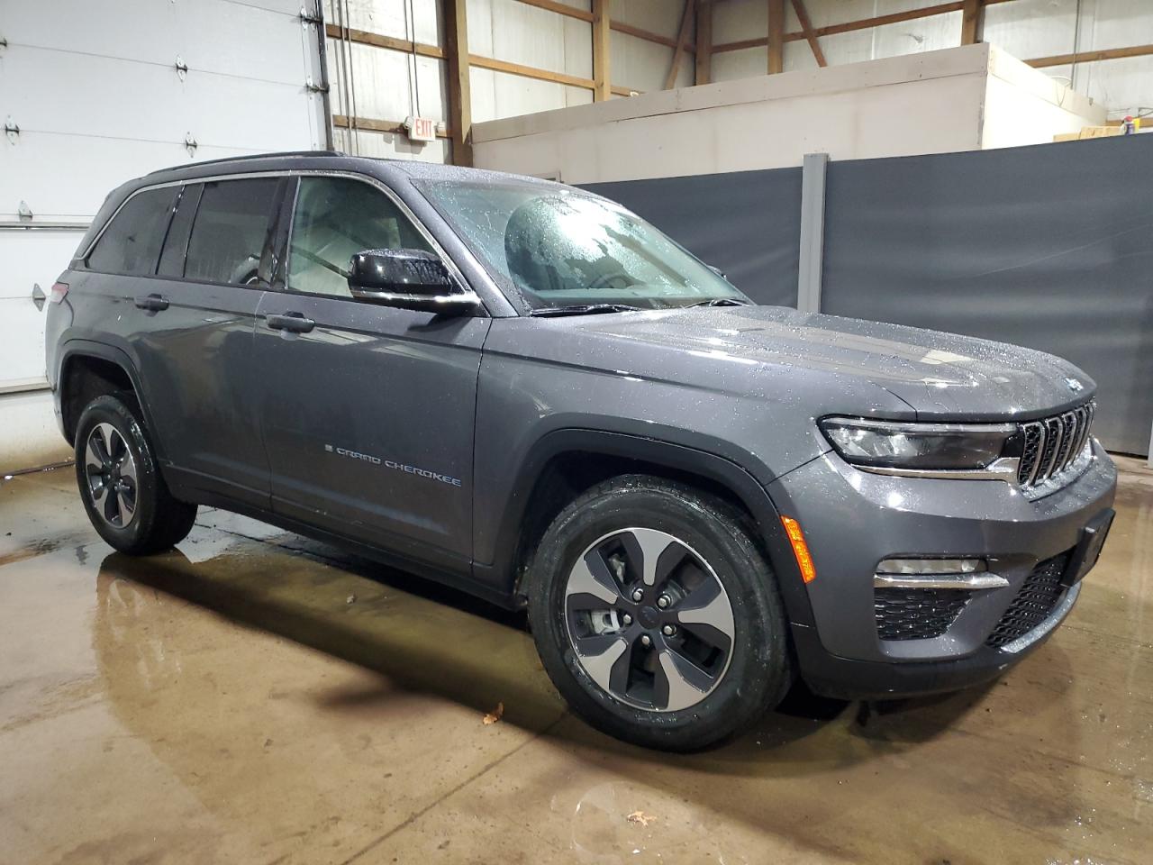 2024 JEEP GRAND CHER - Image 4