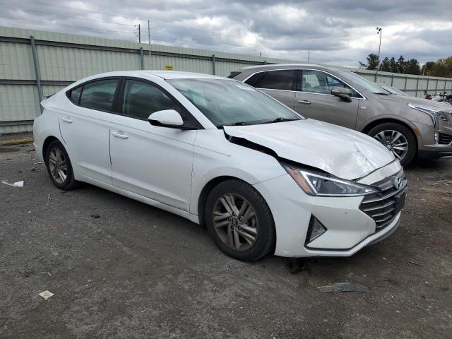 2019 Hyundai Elantra - Image 4