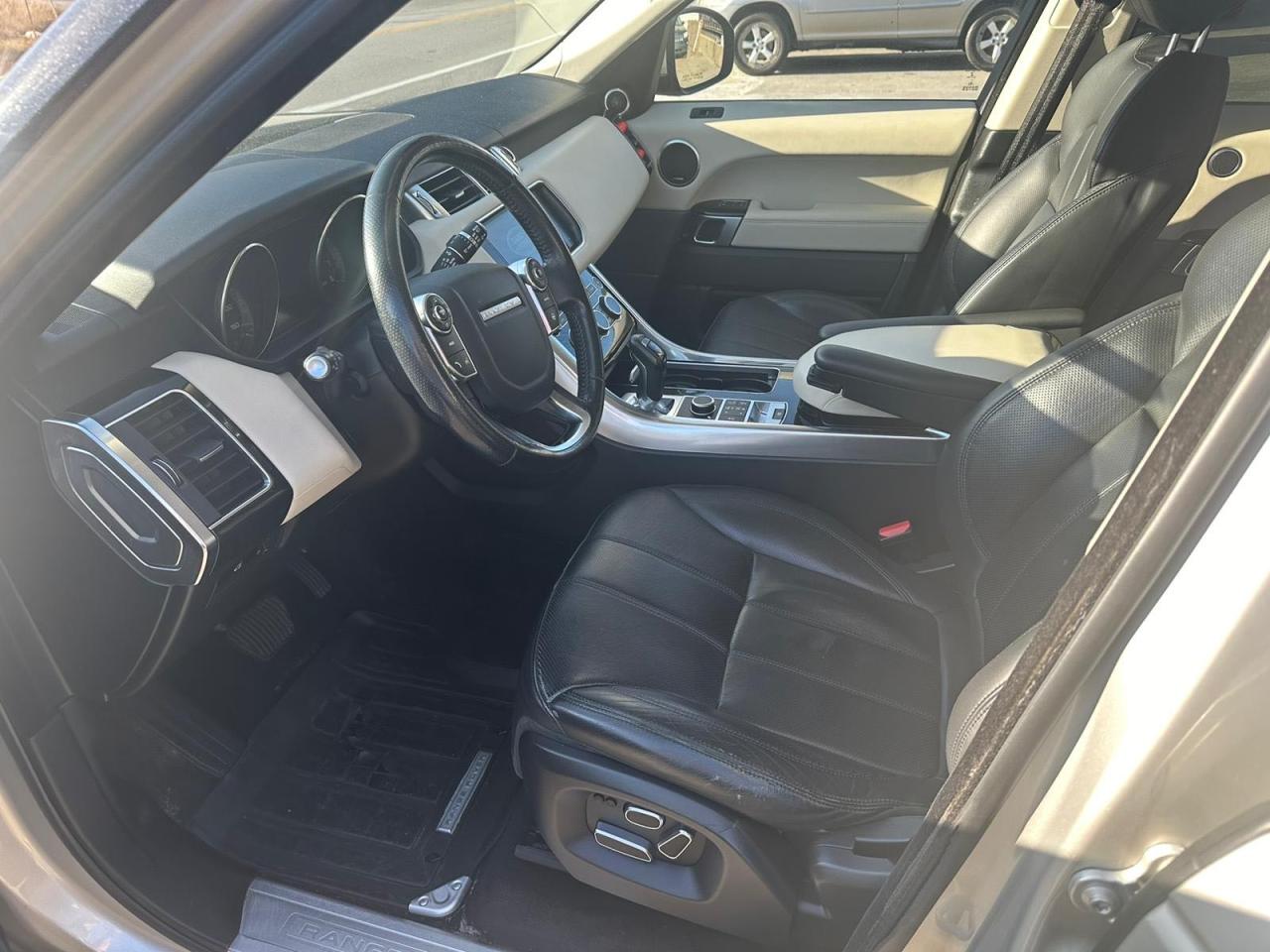 2014 LAND ROVER RANGEROVER - Image 9