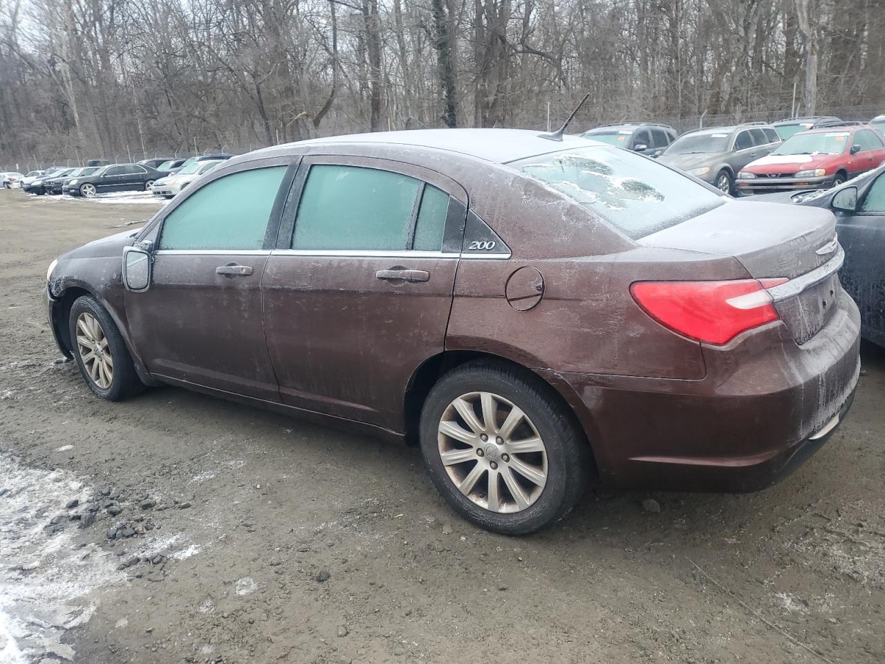 2012 CHRYSLER 200 - Image 2