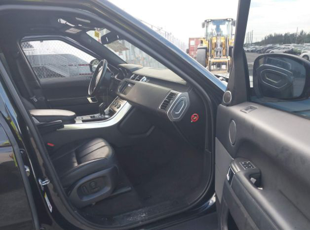 2016 Land Rover Range Rover Sport HSE - Image 6