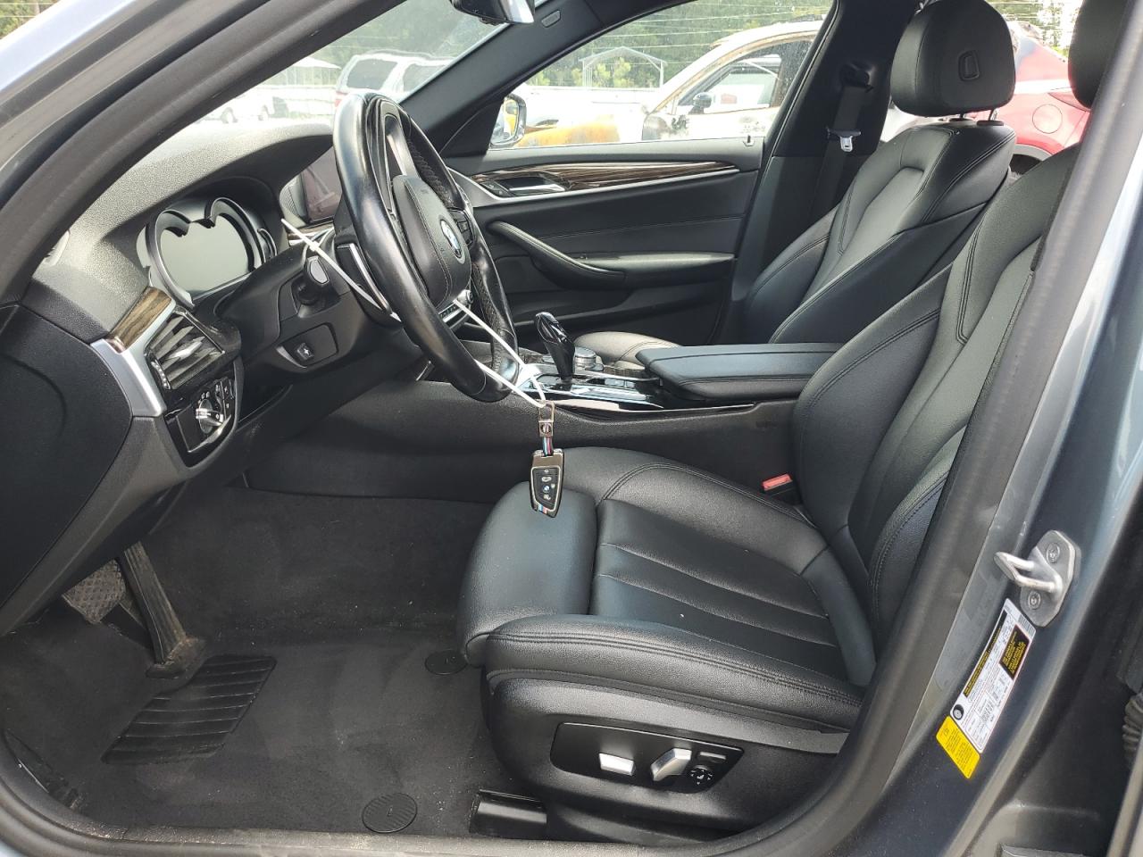 2019 BMW 5 Series - Image 7