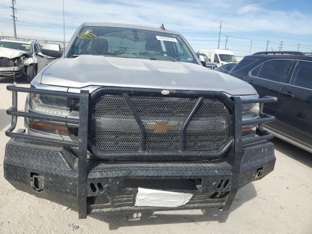 2017 Chevrolet SILVERADO - Image 5
