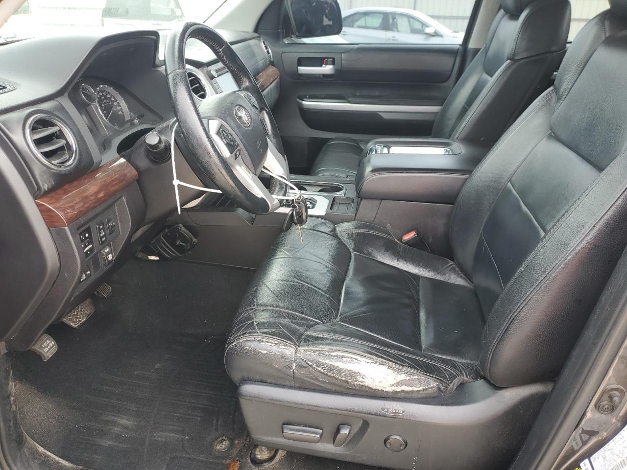 2015 Toyota Tundra - Image 7