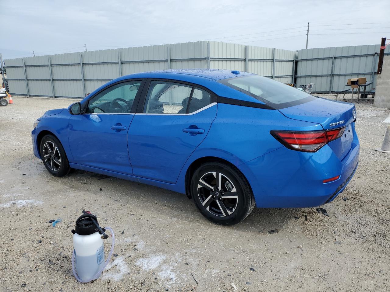 2025 NISSAN SENTRA - Image 2