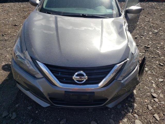 2018 Nissan ALTIMA - Image 11