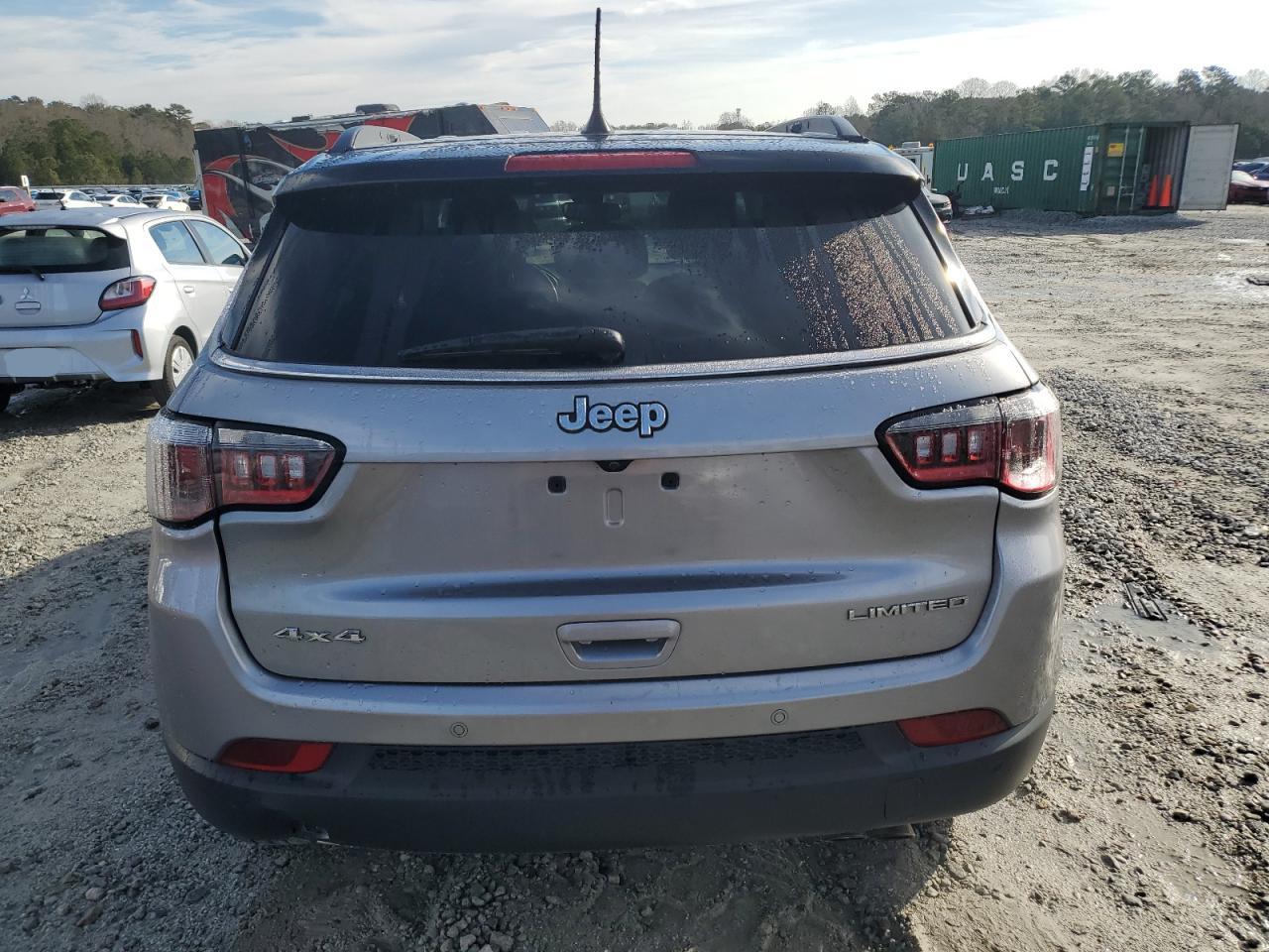 2021 Jeep Compass - Image 6