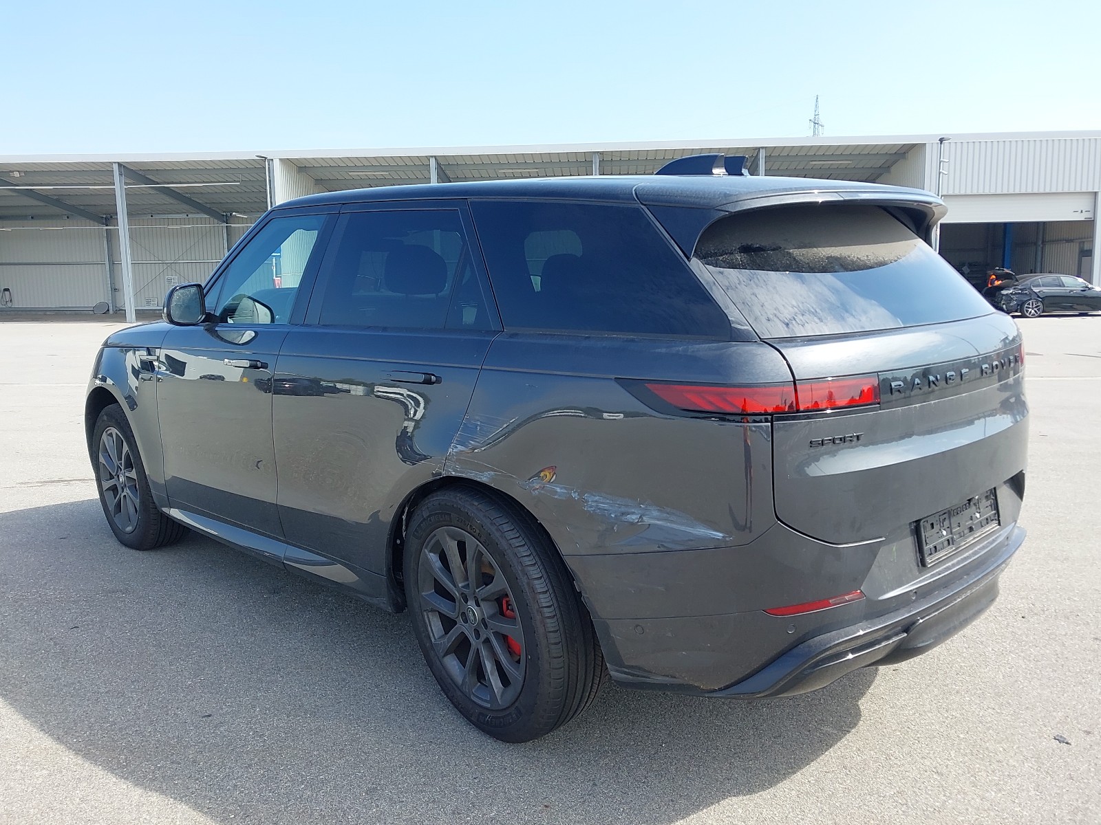 2024 Land Rover Range Rover Sport - Image 4