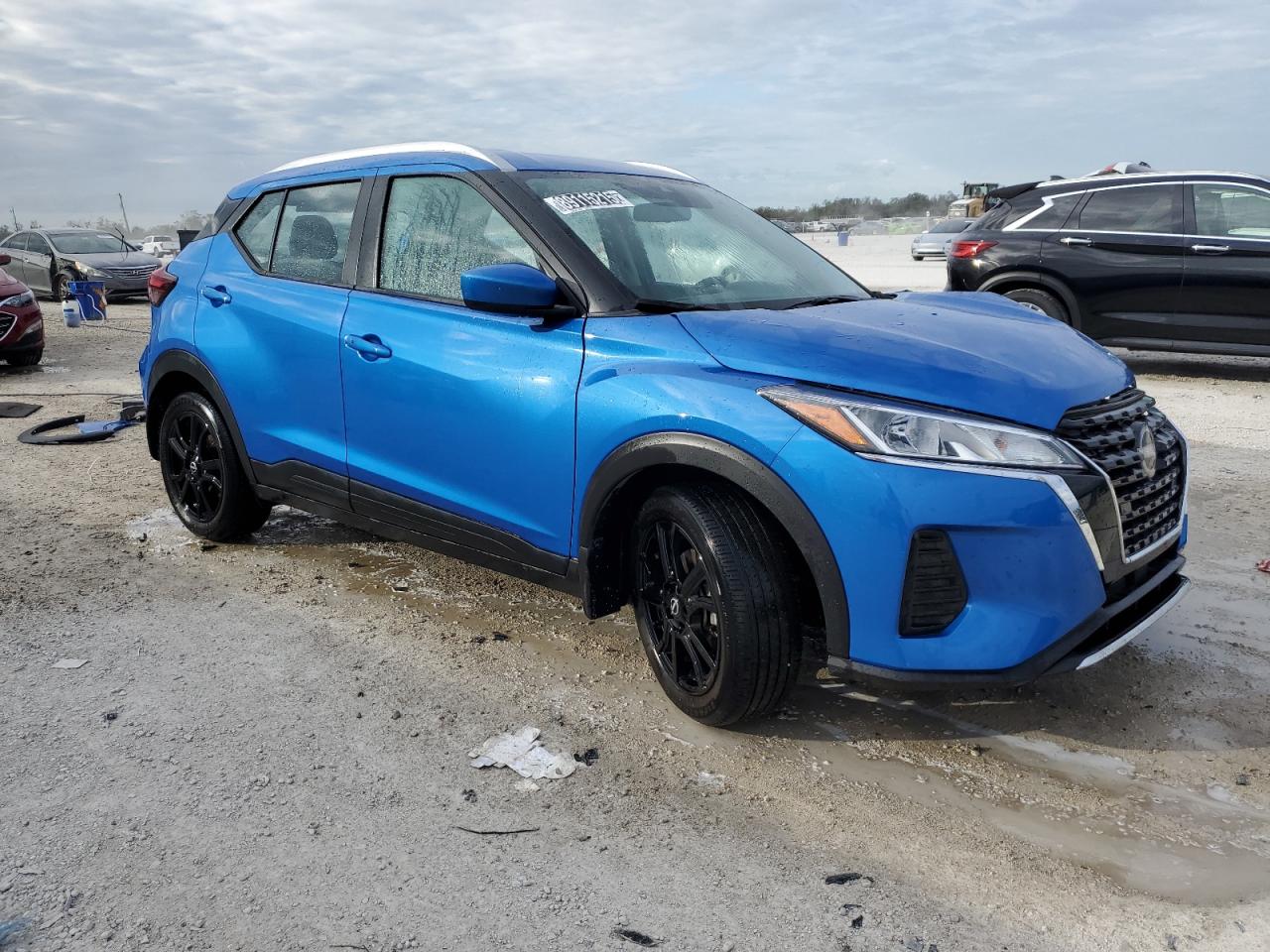 2024 NISSAN KICKS BLUE - Image 4