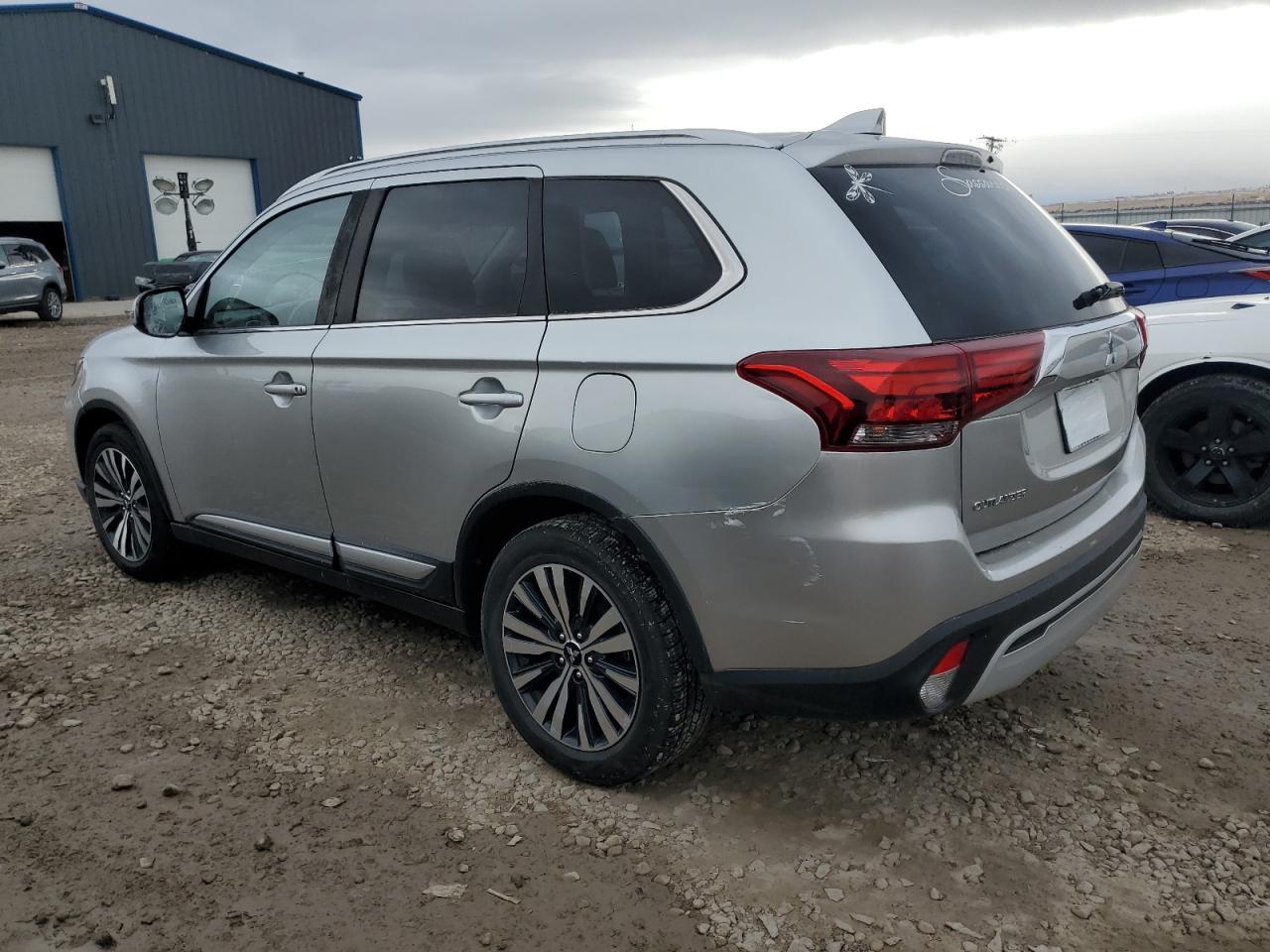 2020 MITSUBISHI OUTLANDER - Image 2