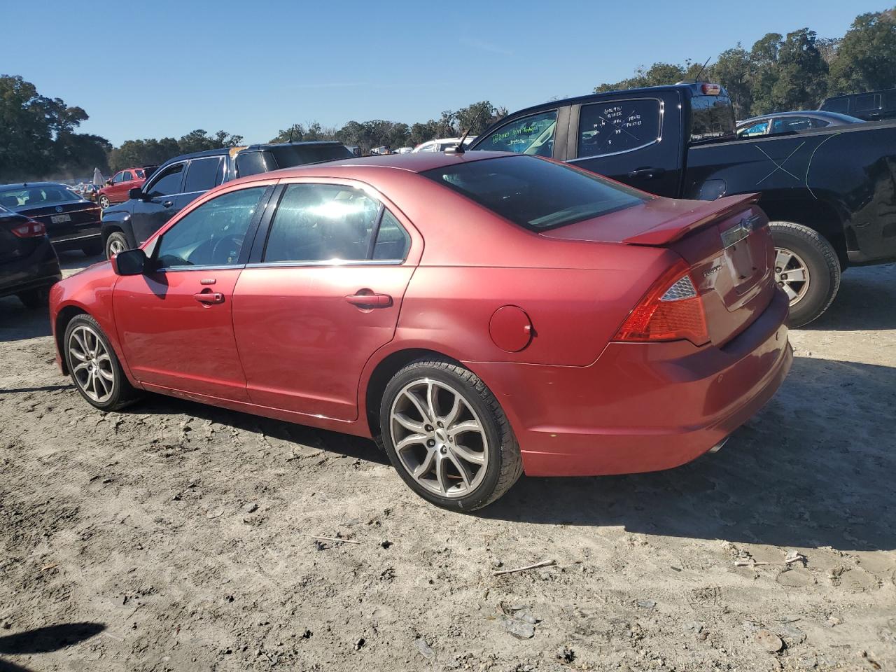 2011 FORD FUSION - Image 2