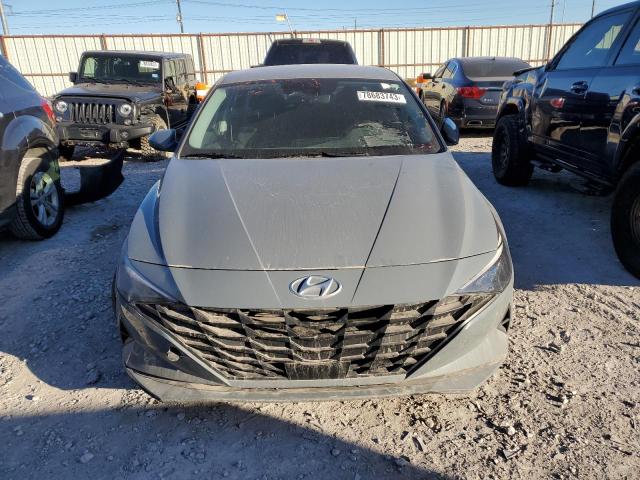 2021 Hyundai Elantra - Image 5