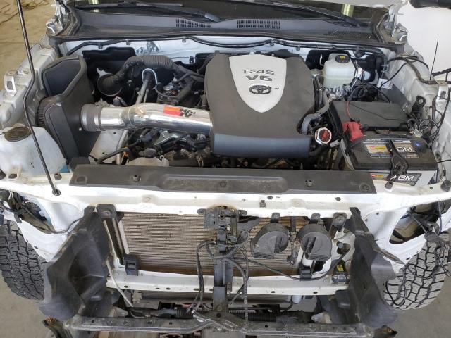 2020 Toyota TACOMA - Image 11