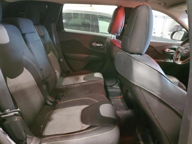 2016 Jeep CHEROKEE - Image 11