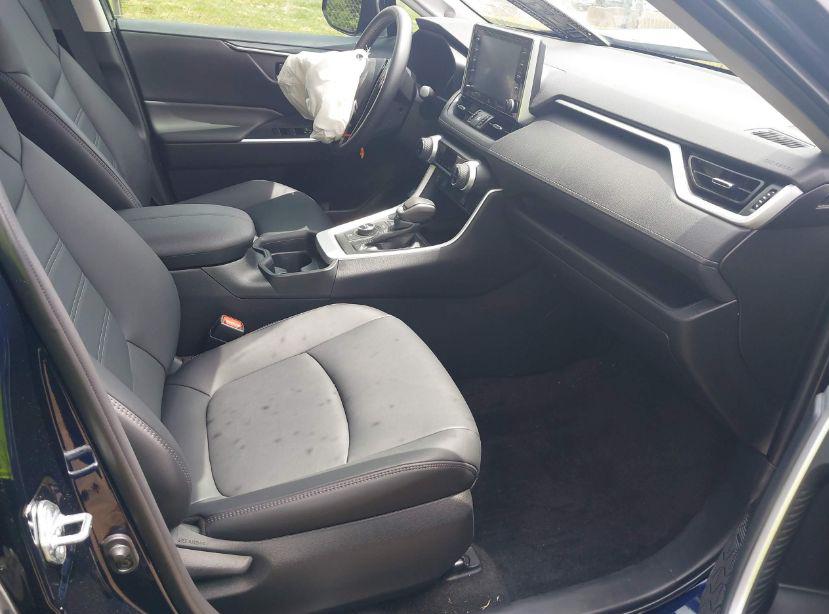 2022 Toyota Rav4 Hybrid - Image 6