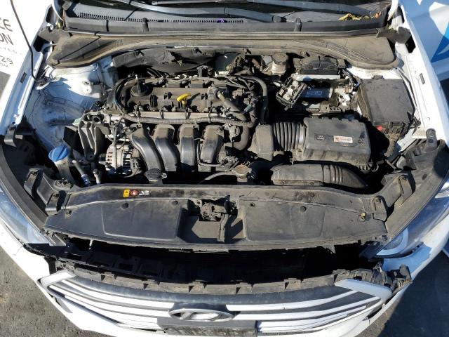 2018 Hyundai Elantra - Image 11