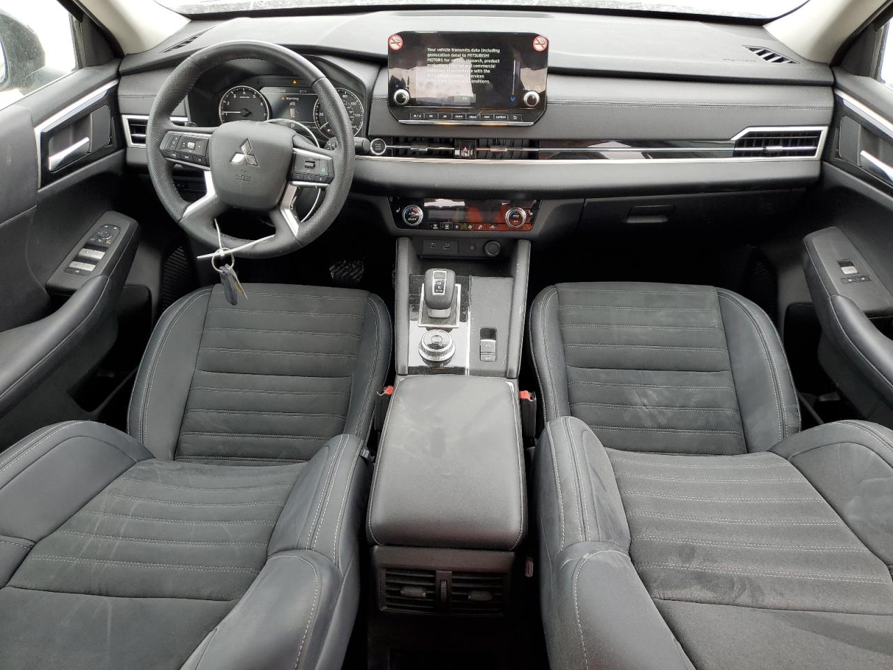 2024 MITSUBISHI OUTLANDER BLACK - Image 8