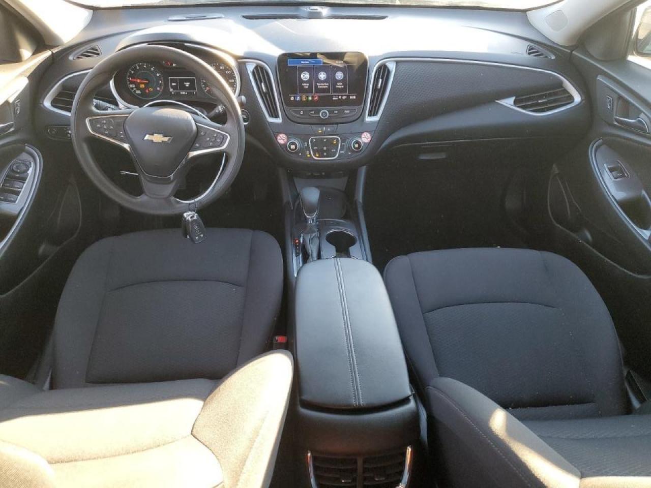 2024 CHEVROLET MALIBU SILVER - Image 8