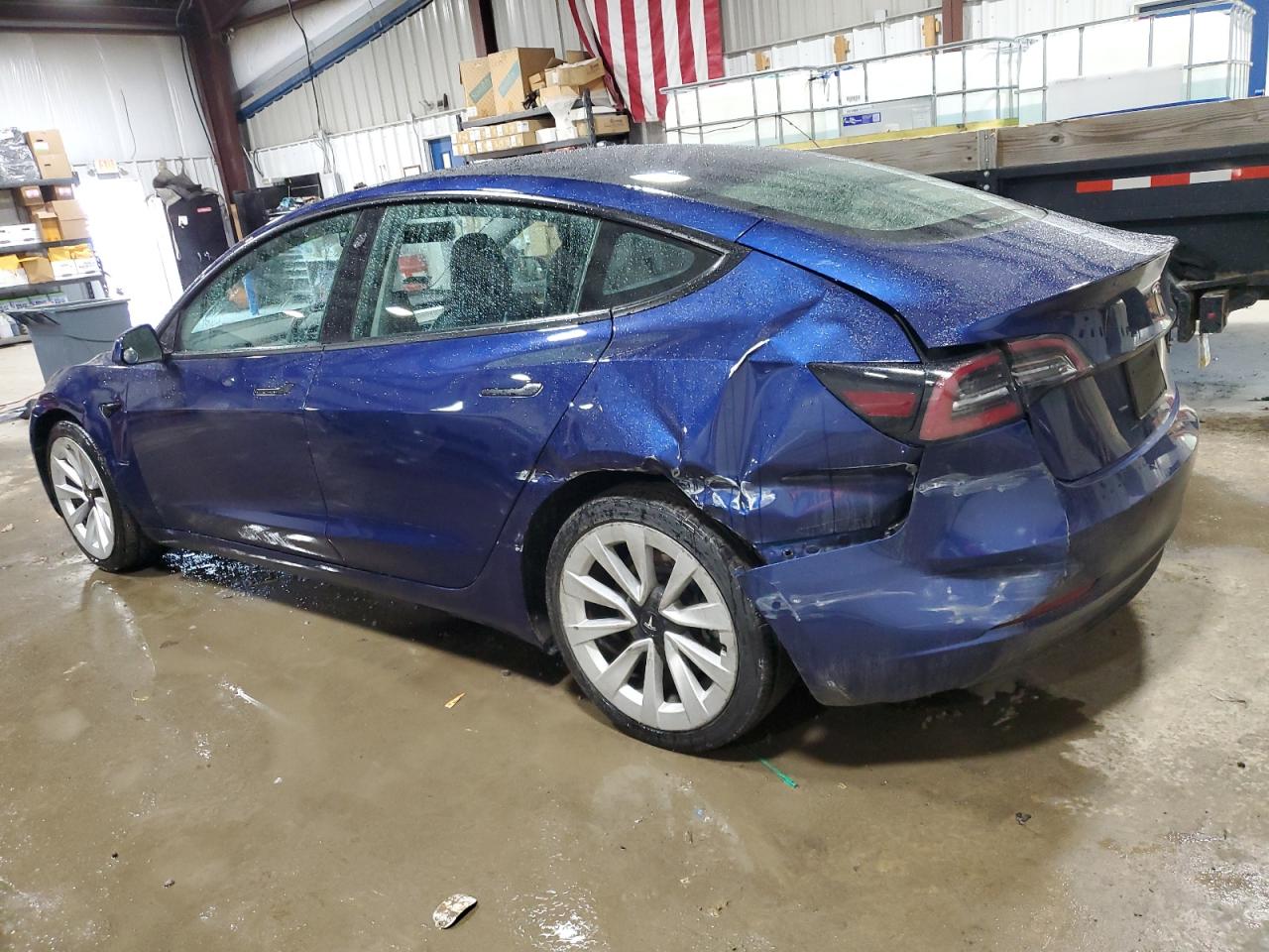 2022 Tesla Model 3 - Image 2