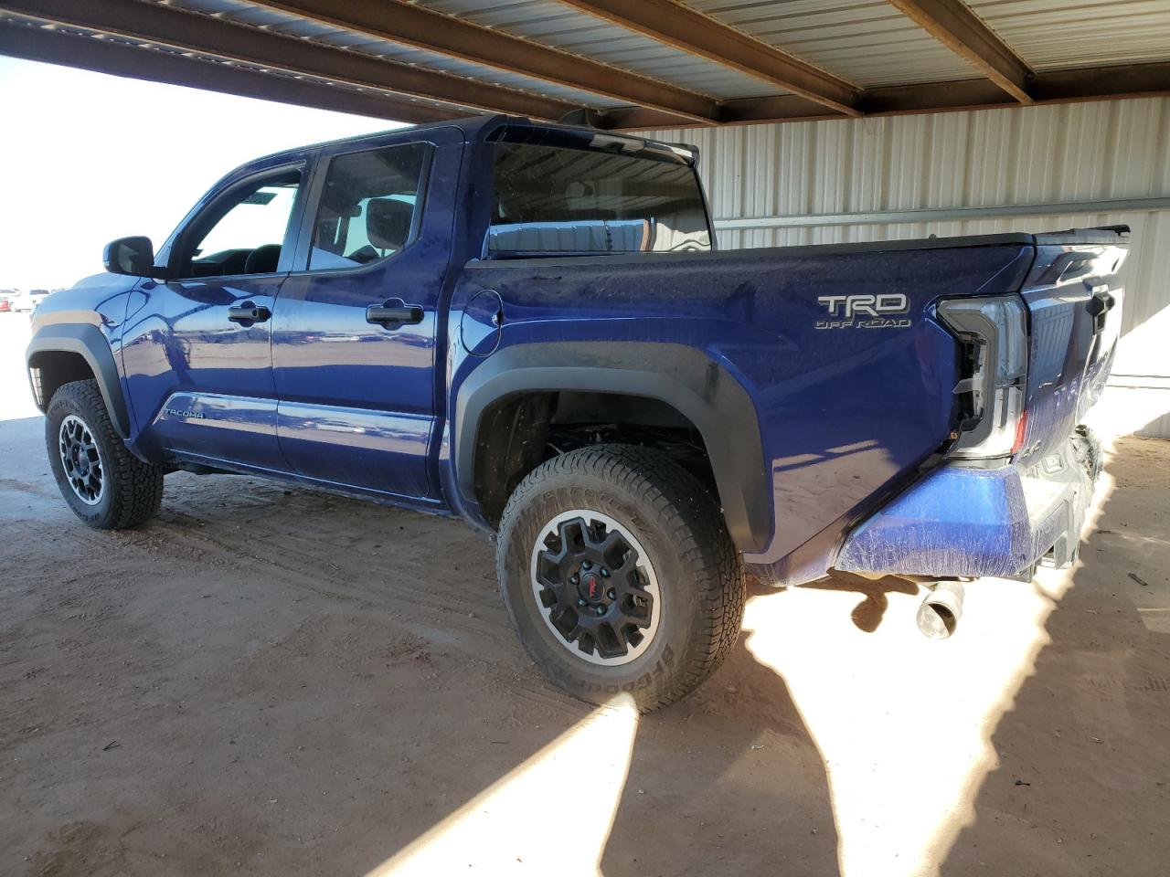 2024 TOYOTA TACOMA BLUE - Image 2