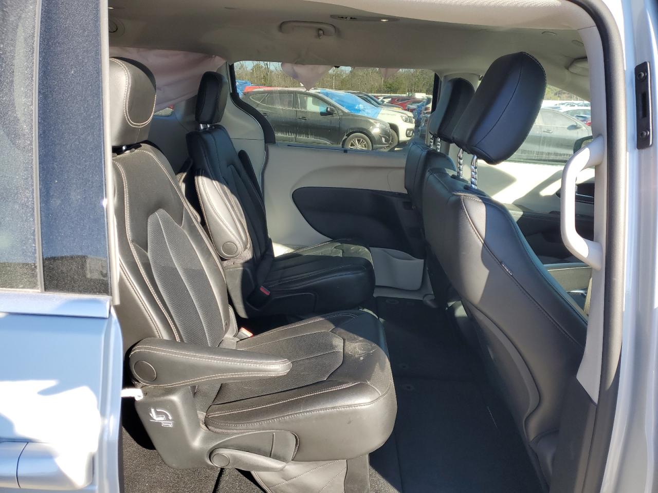 2024 CHRYSLER PACIFICA - Image 11