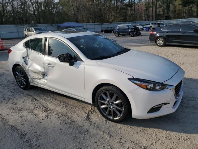 2018 Mazda 3 - Image 4