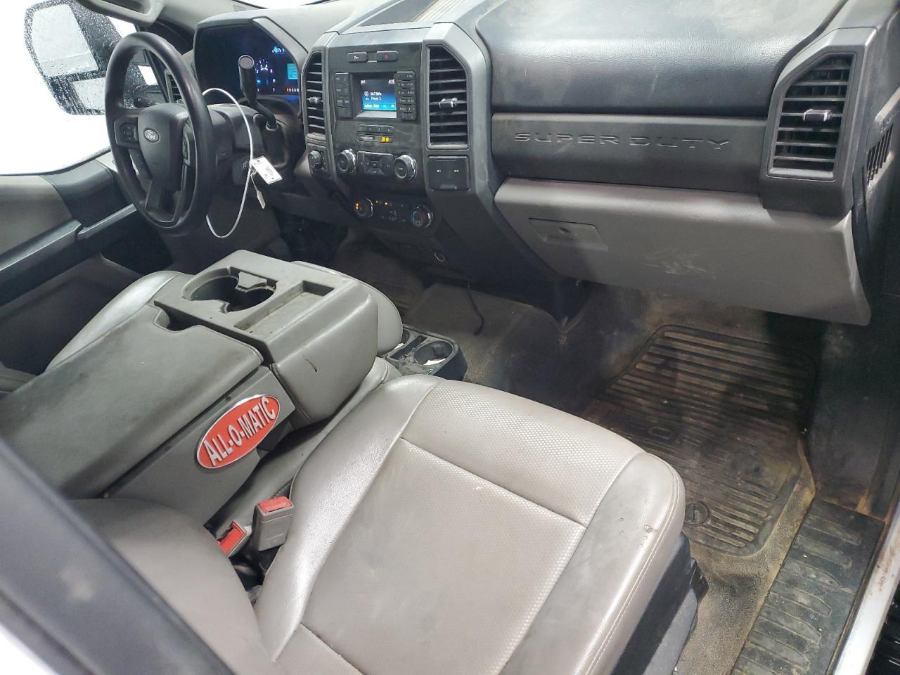 2019 FORD F250 WHITE - Image 8